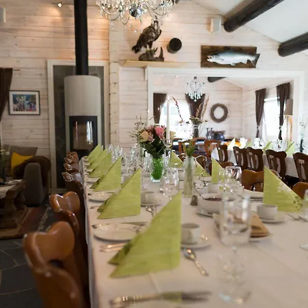 Hotell Namsentunet 4*